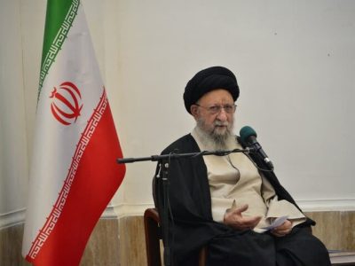 آیت‌الله نورمفیدی: اقتدار نیروهای مسلح ایران سبب شگفتی جهانیان شد