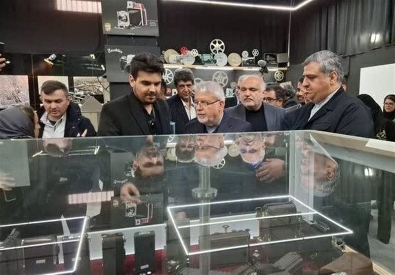 بازید وزیر میراث فرهنگی از موزه عکاسخانه ‌شمال ایران